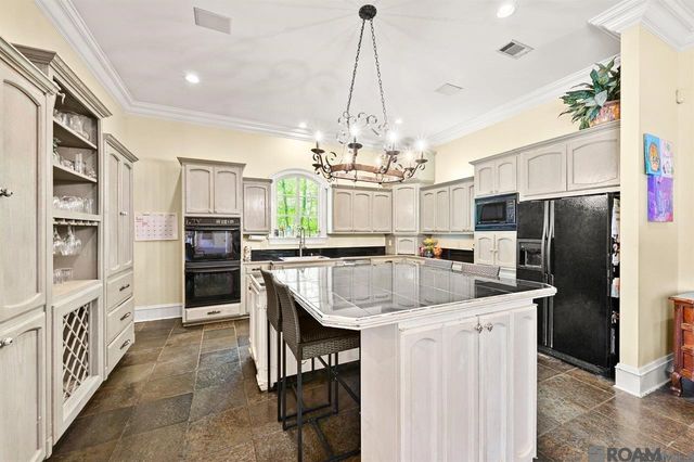 1650 Cameron Ave, Baton Rouge, LA 70806