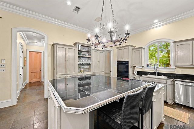 1650 Cameron Ave, Baton Rouge, LA 70806