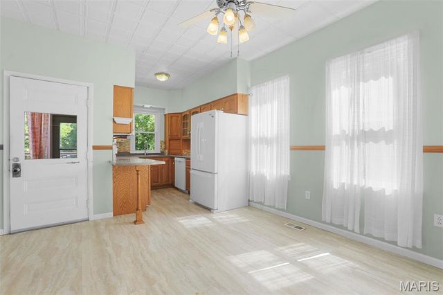 2408 Edwards Street, Alton, IL 62002