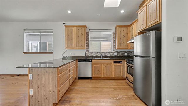 5316 31st Avenue S, Seattle, WA 98108