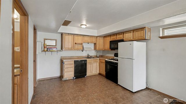 5316 31st Avenue S, Seattle, WA 98108