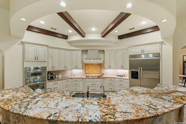 8813 Jodhpur, Boerne, TX 78015