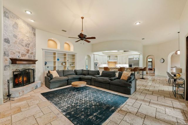8813 Jodhpur, Boerne, TX 78015