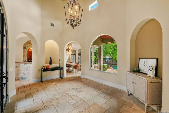 8813 Jodhpur, Boerne, TX 78015