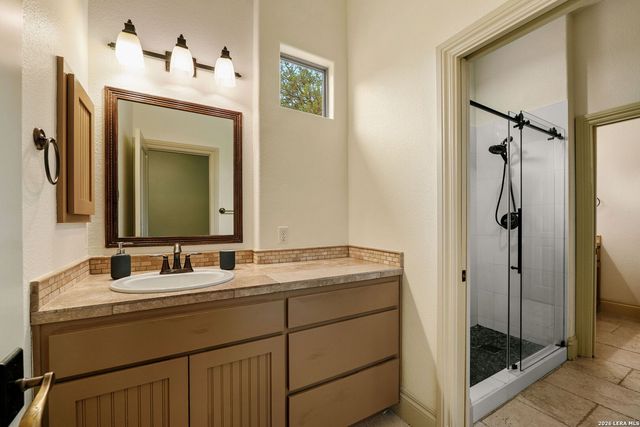 8813 Jodhpur, Boerne, TX 78015