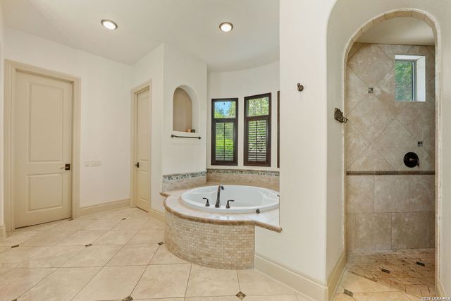 8813 Jodhpur, Boerne, TX 78015