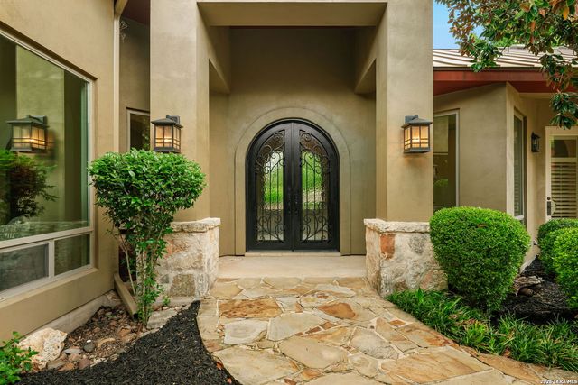 8813 Jodhpur, Boerne, TX 78015