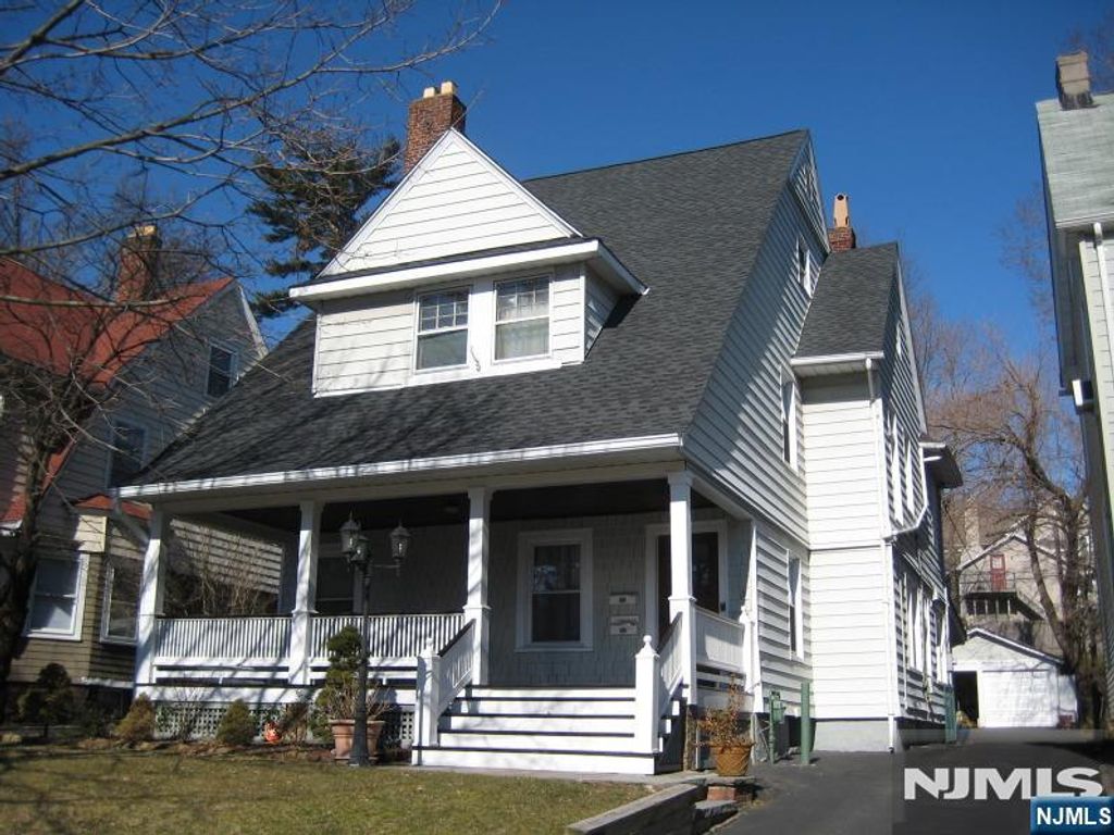 35 Gates Avenue 1, Montclair, NJ 07042