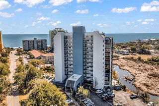 311 69th Ave N Apt 404, Myrtle Beach, SC 29572