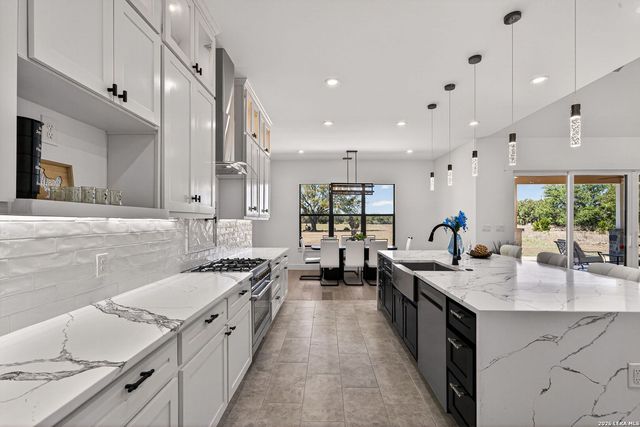 344 Buckskin, Bandera, TX 78003