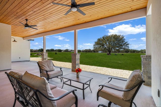 344 Buckskin, Bandera, TX 78003