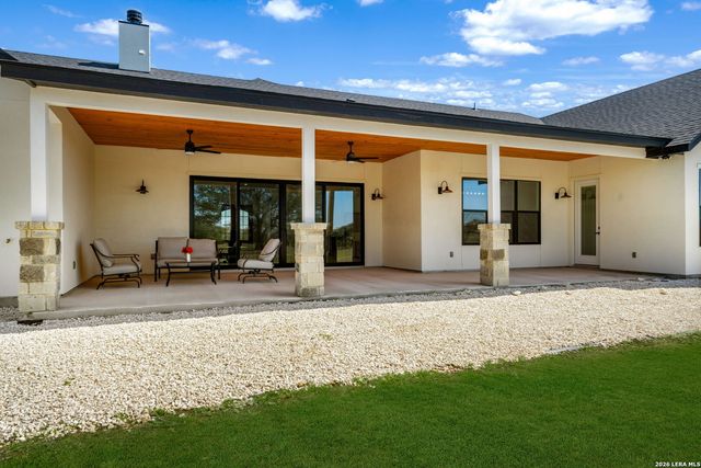 344 Buckskin, Bandera, TX 78003