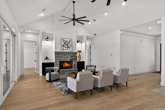 344 Buckskin, Bandera, TX 78003