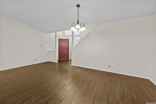 10338 COUNTRY VIS, San Antonio, TX 78240