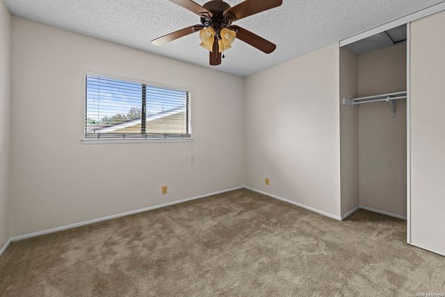 10338 COUNTRY VIS, San Antonio, TX 78240