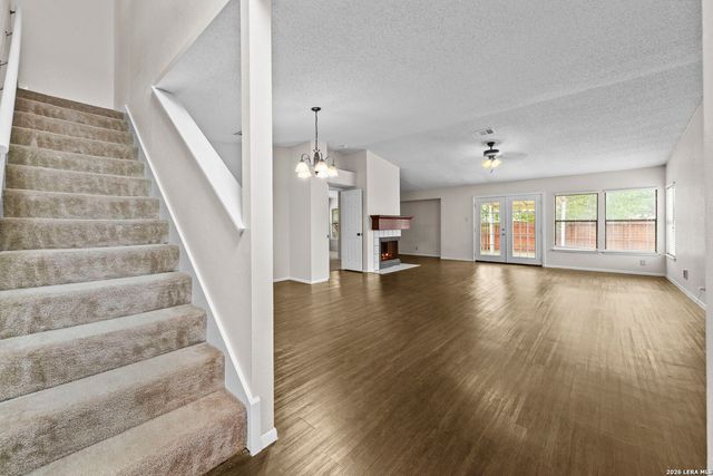10338 COUNTRY VIS, San Antonio, TX 78240