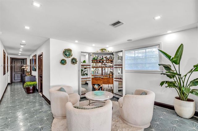 1398 Bay Drive, Miami Beach, FL 33141