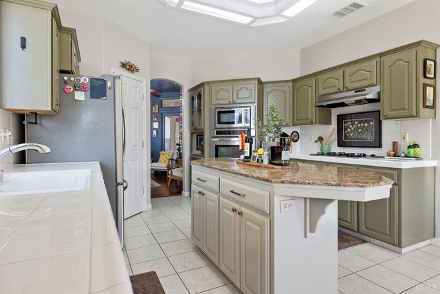 1007 W Saffron Street, Hanford, CA 93230