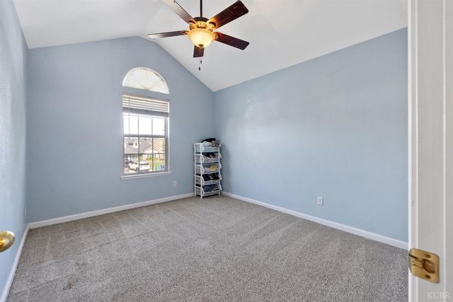 1007 W Saffron Street, Hanford, CA 93230