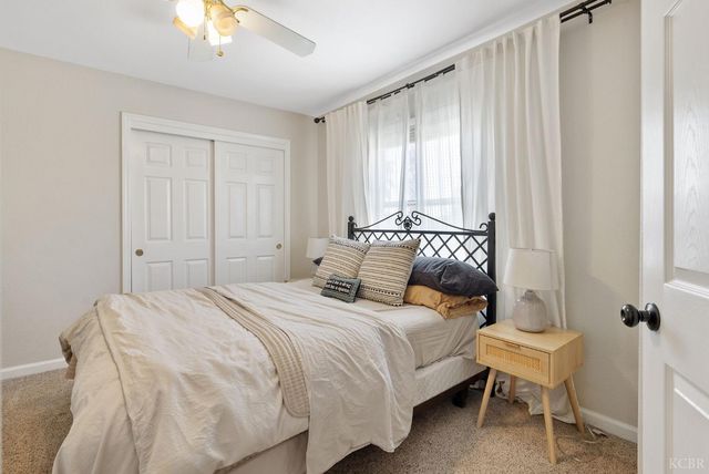 1007 W Saffron Street, Hanford, CA 93230