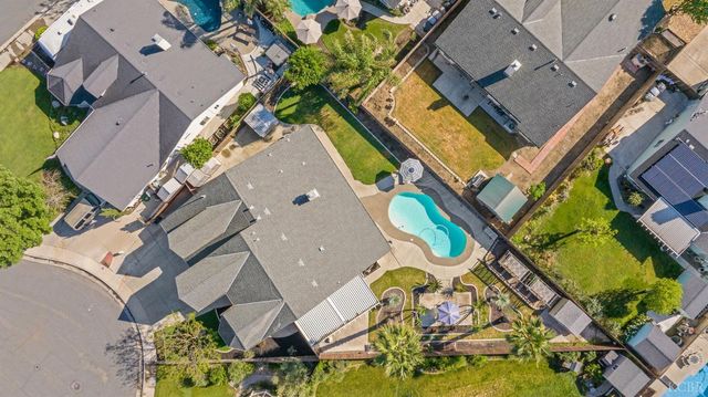 1007 W Saffron Street, Hanford, CA 93230