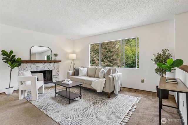 6845 NE 191st Street, Kenmore, WA 98028