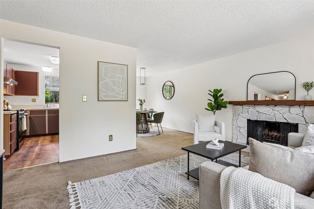 6845 NE 191st Street, Kenmore, WA 98028