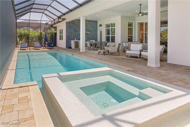 14250 Galley CT, Naples, FL 34114