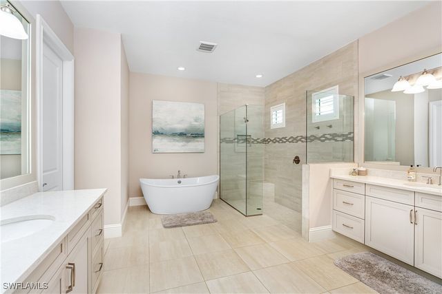 14250 Galley CT, Naples, FL 34114