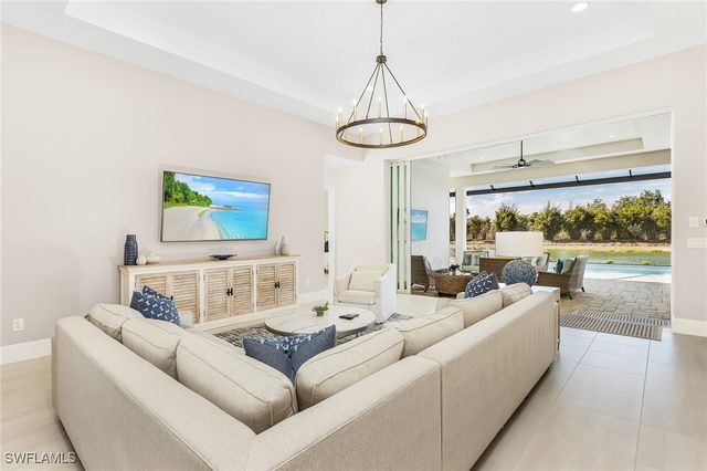 14250 Galley CT, Naples, FL 34114