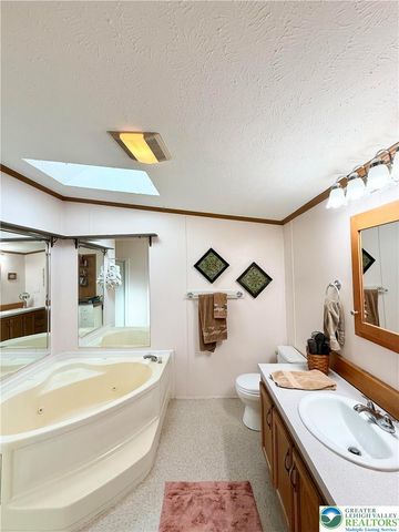 1190 Grange Road W11, Lower Macungie Twp, PA 18106