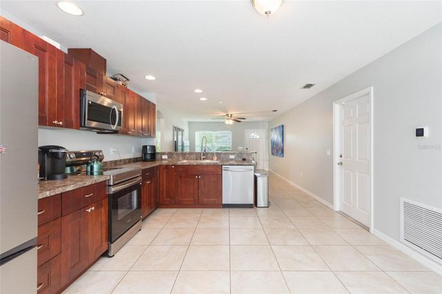 1922 MELROSE AVENUE S, St Petersburg, FL 33715