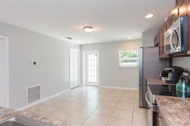 1922 MELROSE AVENUE S, St Petersburg, FL 33715