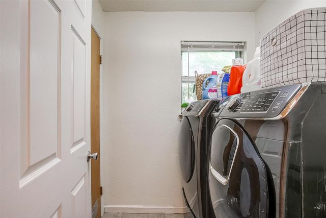 3217 Lubbock Avenue B, Fort Worth, TX 76109