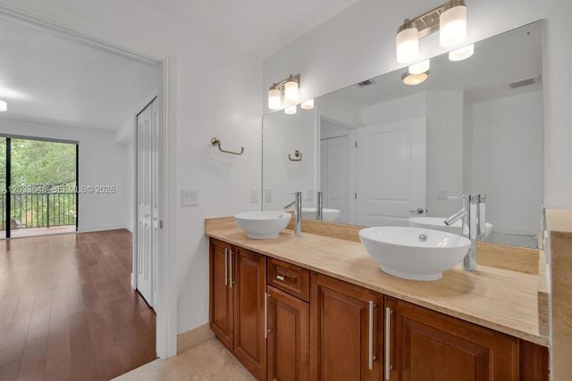 1650 Galiano St TH3, Coral Gables, FL 33134