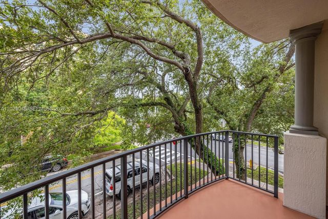 1650 Galiano St TH3, Coral Gables, FL 33134