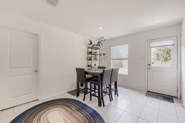 2305 Mobile Drive, Ennis, TX 75119