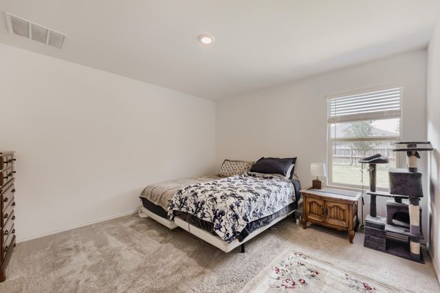 2305 Mobile Drive, Ennis, TX 75119