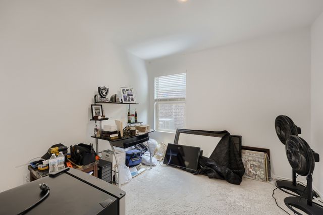 2305 Mobile Drive, Ennis, TX 75119