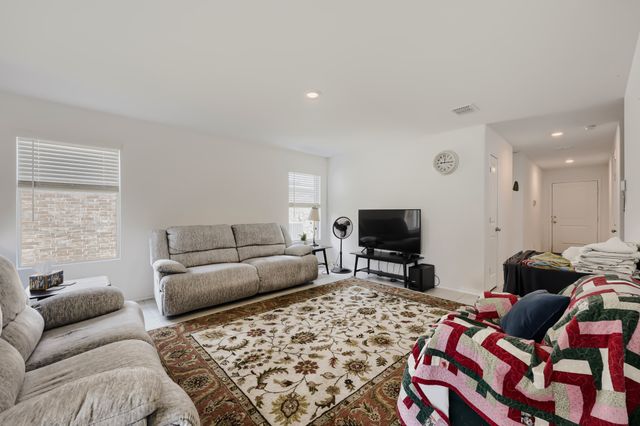 2305 Mobile Drive, Ennis, TX 75119