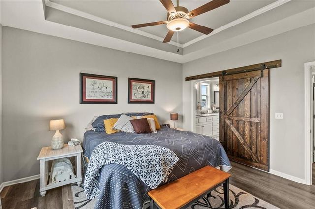 20804 W 189th Street, Spring Hill, KS 66083