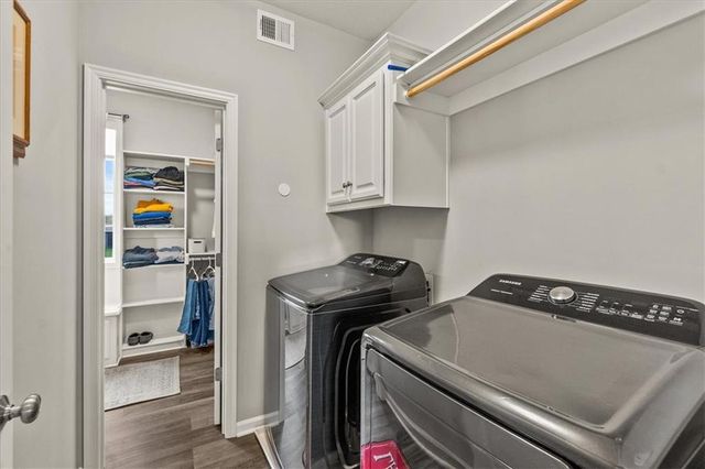 20804 W 189th Street, Spring Hill, KS 66083