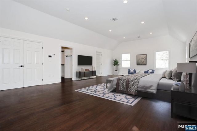 337 Franklin, Haworth, NJ 07641