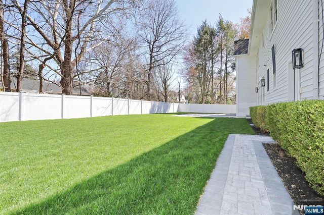 337 Franklin, Haworth, NJ 07641