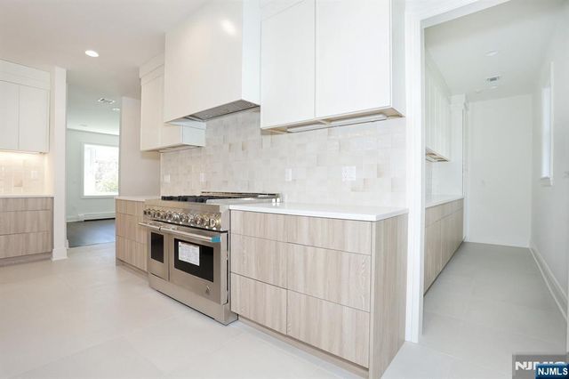 337 Franklin, Haworth, NJ 07641