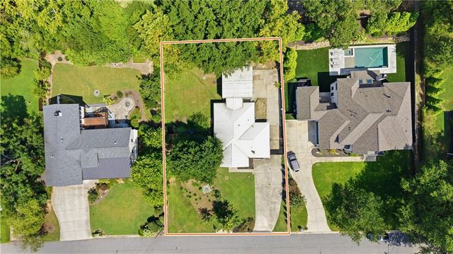 211 Brooke Drive, Alpharetta, GA 30009