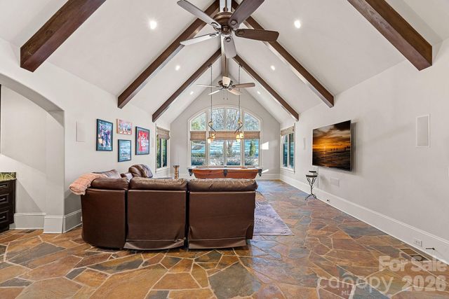 4901 Carmel Park Drive, Charlotte, NC 28226