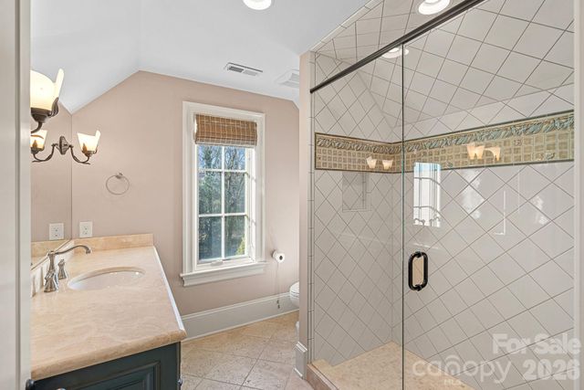 4901 Carmel Park Drive, Charlotte, NC 28226