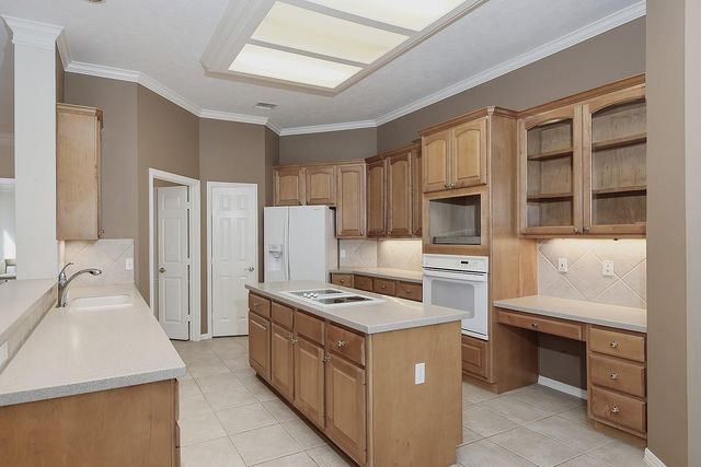 55 W Palmer Bend, The Woodlands, TX 77381