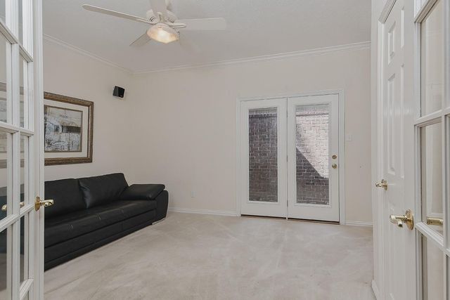 55 W Palmer Bend, The Woodlands, TX 77381